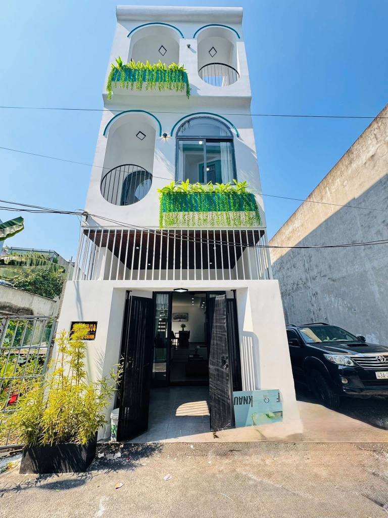 Nhà mới 3 tầng phù hợp để đầu tư kinh doanh kết hợp ở dài hạn