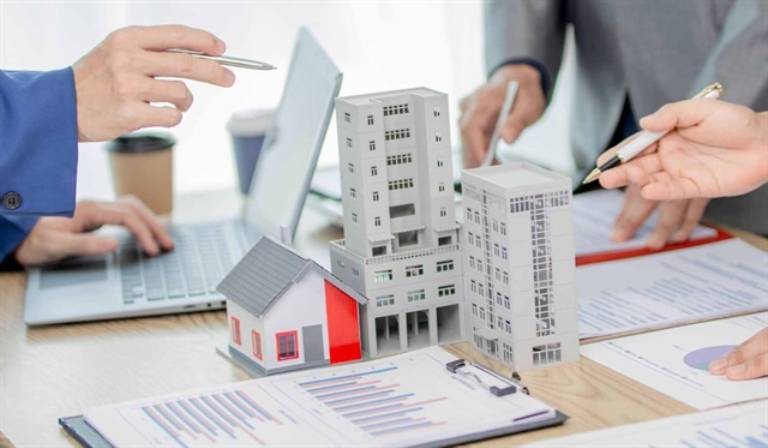 Rà soát hồ sơ pháp lý và hợp đồng liên quan khi giao dịch