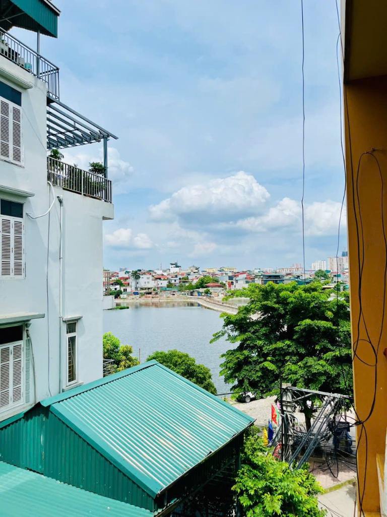 So sánh vị trí mặt bằng giá theo ngõ