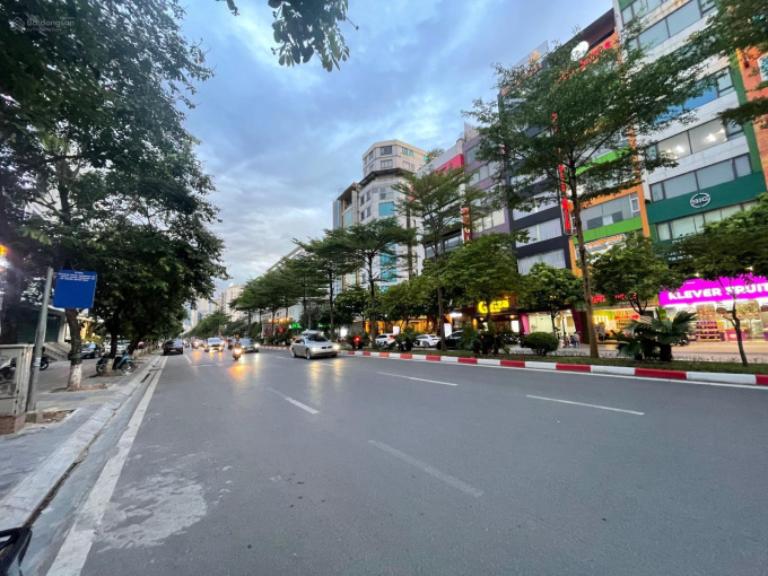 Thị trường nhà mặt phố Trần Thái Tông - Duy Tân 