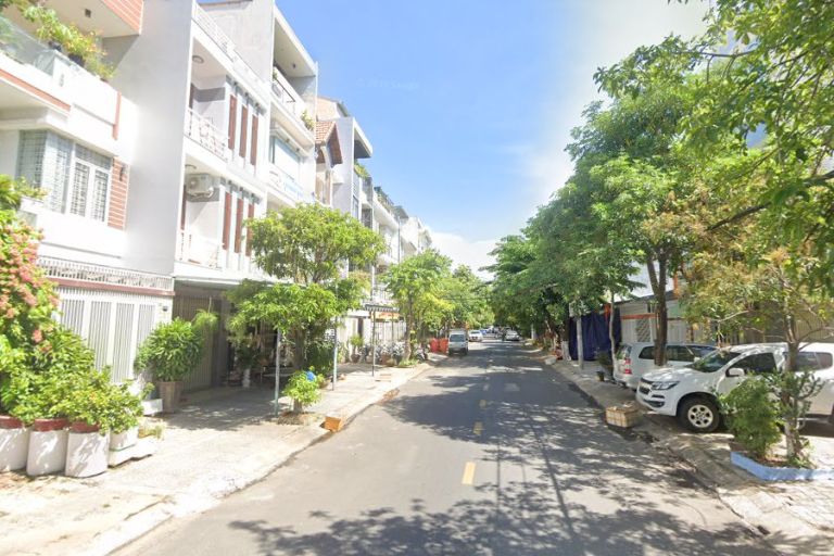 Khu vực tiện ích đầy đủ trong vòng vài phút di chuyển