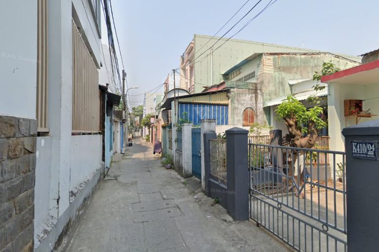 Nhà kiệt xe máy Nguyễn Phước Nguyên, kiệt thông thoáng, dễ đi lại